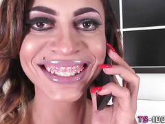 tranny gets a schlongsucking