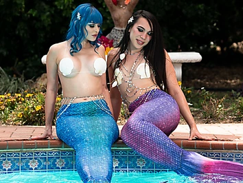 Jewelz Blu makes the perfect mermaid to be fucked by a TS