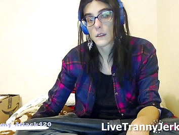 amyattack Trans Cam Show