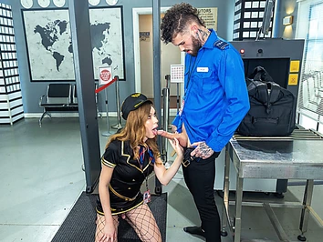 T-Girl stewardess Crystal Thayer barebacked by security guy