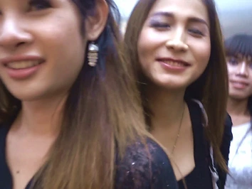 Lucky guy in foursome with ladyboys